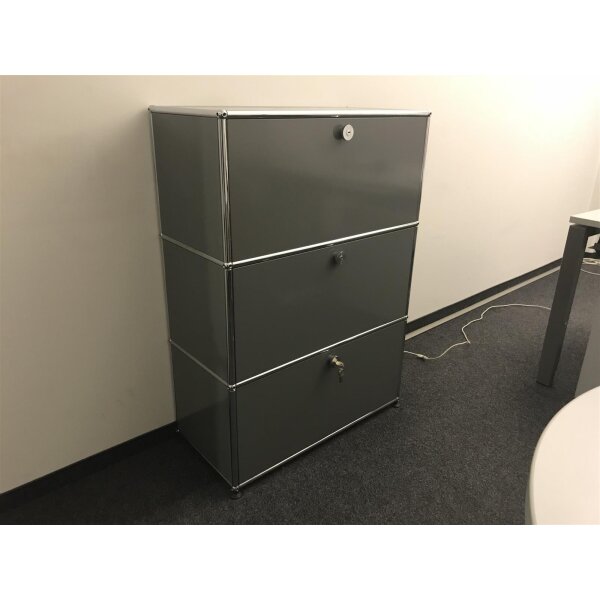 USM Haller Sideboard 75x35x109cm Mittelgrau