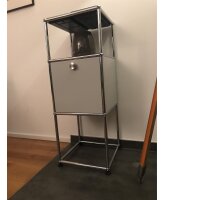 USM Haller Sideboard 35x35x110 cm / Lichtgrau