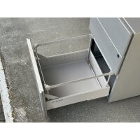 Molteni Unifor Less Less Container von Jean Nouvel (Silbergrau)