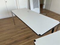 USM Haller Tisch Schreibtisch 175 x 75 cm weiss (Perlgrau) mit Kabelaufnahme