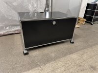 USM Haller Lowboard 75x50x42 cm Schwarz