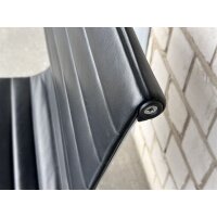 Vitra Aluminium Chair EA 107, Schwarz, Leder