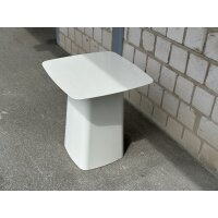 Vitra Metal Side Table mittel