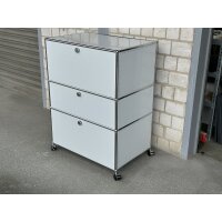 USM Haller Sideboard 75x50x104 cm lichtgrau