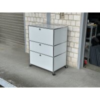USM Haller Sideboard 75x50x104 cm lichtgrau