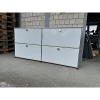 USM Haller Sideboard 150x35x74cm Lichtgrau