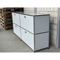 USM Haller Sideboard 150x35x74cm Lichtgrau