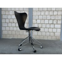 Fritz Hansen Serie 7 Drehstuhl