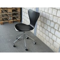 Fritz Hansen Serie 7 Drehstuhl