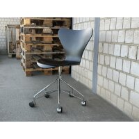 Fritz Hansen Serie 7 Drehstuhl