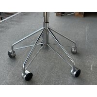 Fritz Hansen Serie 7 Drehstuhl